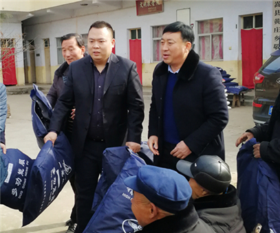 民建“組團”慰問，企業(yè)送溫暖到家